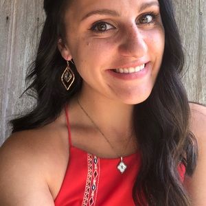 Meet your Posher, Haley